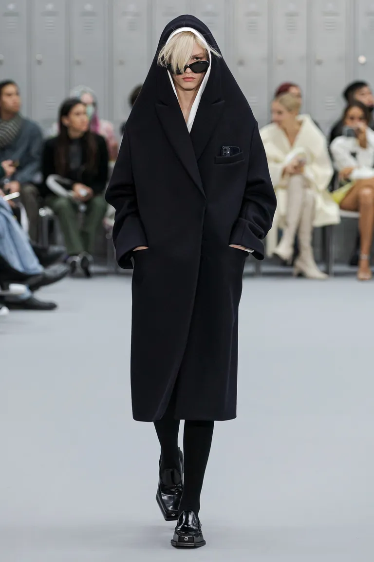 Paris Fashion Week A/W 2022 Coperni runway image