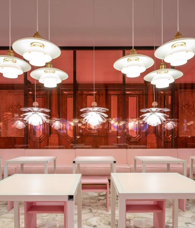 Caffe Taveggia in Milan with pink Louis Poulsen lights